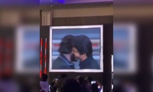 விஜய் கொடுத்த முத்தம் !