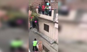 தூய்மை பணியாளர்களுக்கு நன்றி சொல்லும் தருணம்