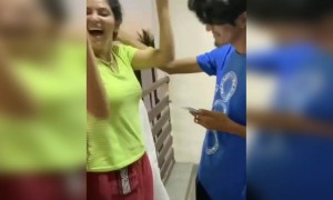 அக்கா தம்பி சண்டையை பாருங்கள்! நடிகை அதுல்யா வெளியிட்ட வீடியோ!