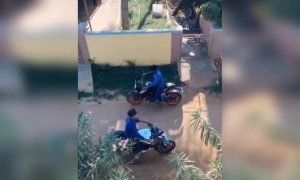 என்னடா 2 பேர் இருக்கீங்க !!