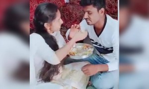 தாய்க்கு பின் தாரமாக இருந்தாலும் அந்த தாரத்திற்கே தன் மகனை தானமாக்கியவள் தாய்..