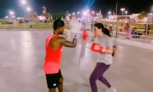 அடிச்சுகிட்டு போயிட்டே இரு !!