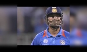 கிரிக்கெட் கடவுளுக்கு பிறந்த நாள் வாழ்த்துக்கள் !