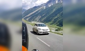 இருவர் மட்டும் !!