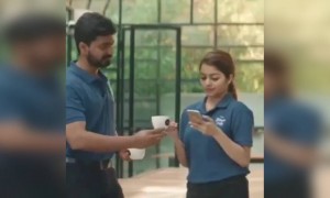 மயில் இறகே !