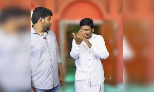 எதையாச்சு பேசிட்டே இரு !!