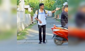 பொண்ணுகளுக்கு மட்டும் ஹெல்ப் பண்ணுங்கயா