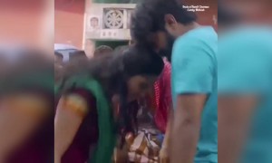 குப்புற நான் விழுத்துபுட்டா தூக்கி விட நெனச்சிருப்பா !