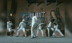 உன் நண்பன் இல்லை நானும் உன் வானின் நிலா!