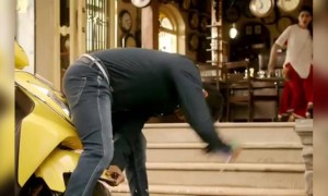 ஹலோ ! என்ன பண்றீங்க !!