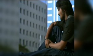 இருட்டுக்குள்ளே தனித்திருந்தேன் !!