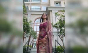 ஏழு வண்ணம் அறியாத !!