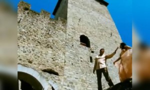 அடியே ! உன் கண்கள் !