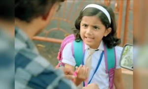 சரியான மொக்க பேபி !!